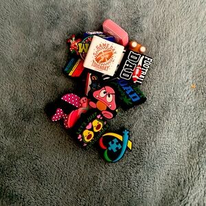 Random silicon focal characters